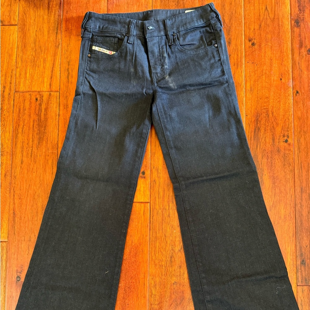 Diesel YBO Jeans : 26x32 length .